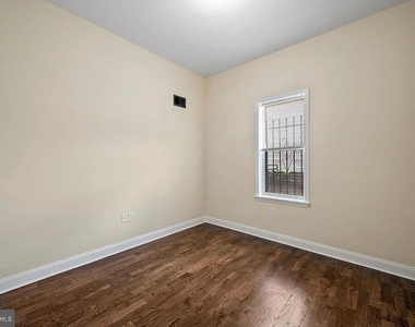 1315 N 19th Street - Photo Thumbnail 12