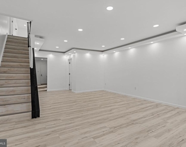 1933 N Palethorp Street - Photo Thumbnail 2