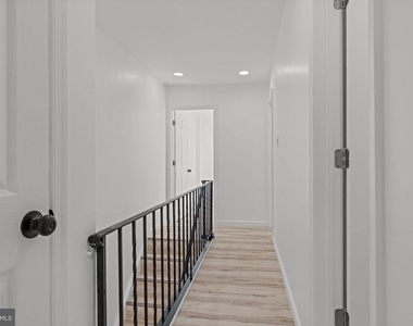1933 N Palethorp Street - Photo Thumbnail 13