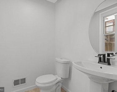 1933 N Palethorp Street - Photo Thumbnail 4