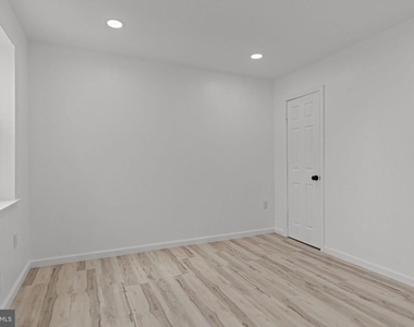 1933 N Palethorp Street - Photo Thumbnail 9