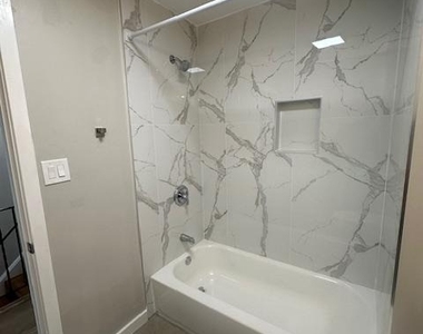 2723 Sears Street - Photo Thumbnail 11