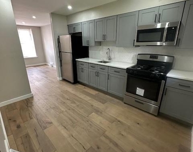 2723 Sears Street - Photo Thumbnail 1