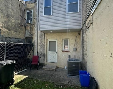 2723 Sears Street - Photo Thumbnail 20