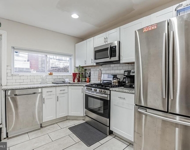 1814 E Albert Street - Photo Thumbnail 10