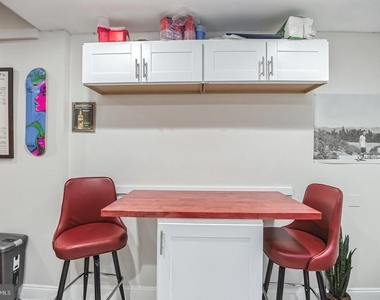 1814 E Albert Street - Photo Thumbnail 11