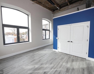 1849 E Venango Street - Photo Thumbnail 9