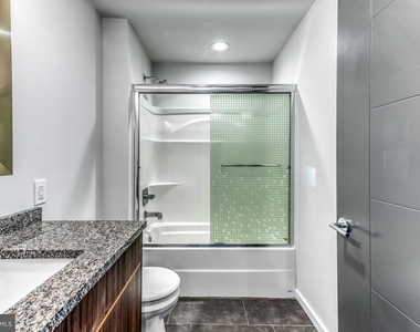 4800 Brown Street - Photo Thumbnail 16