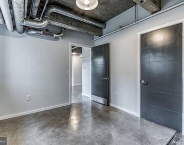 4800 Brown Street - Photo Thumbnail 7