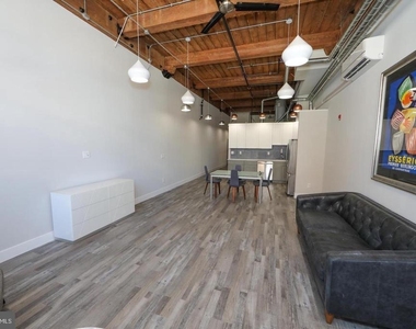 1825 E Atlantic Street - Photo Thumbnail 5