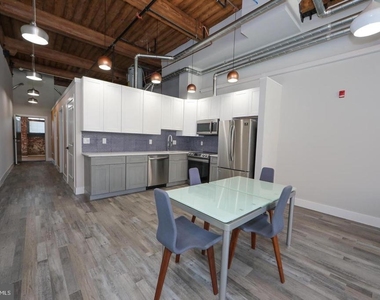 1825 E Atlantic Street - Photo Thumbnail 2