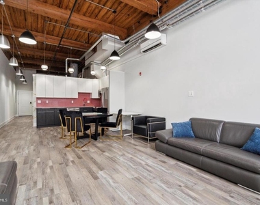 1825 E Atlantic Street - Photo Thumbnail 3