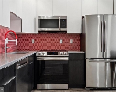 1825 E Atlantic Street - Photo Thumbnail 5