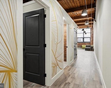 1825 E Atlantic Street - Photo Thumbnail 8