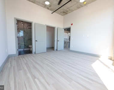 1810 E Venango Street - Photo Thumbnail 10