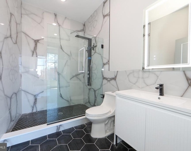 1810 E Venango Street - Photo Thumbnail 13