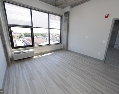 1810 E Venango Street - Photo Thumbnail 14