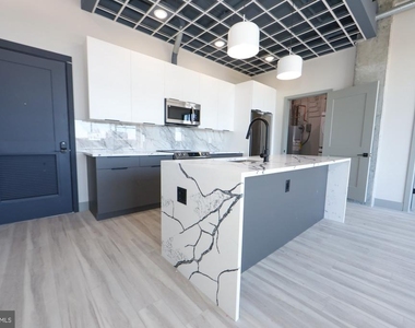 1810 E Venango Street - Photo Thumbnail 3