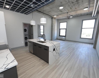 1810 E Venango Street - Photo Thumbnail 4