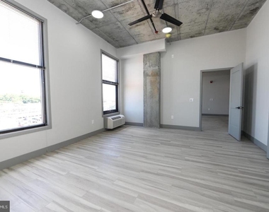1810 E Venango Street - Photo Thumbnail 11