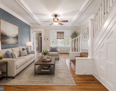 123 S 63rd Street - Photo Thumbnail 4