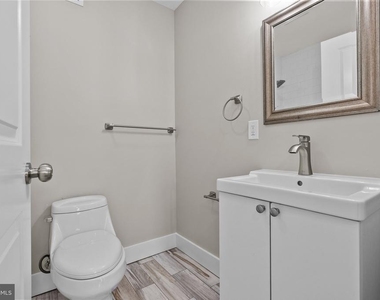 2142 N Percy Street - Photo Thumbnail 13