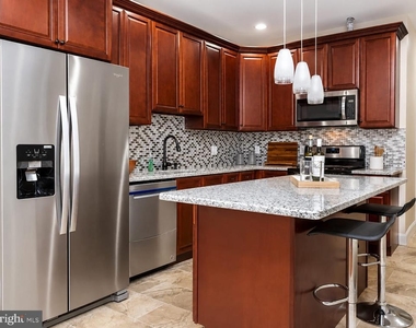 5148 Sansom Street - Photo Thumbnail 13