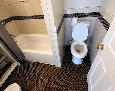 5148 Sansom Street - Photo Thumbnail 15
