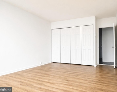 200 Locust Street - Photo Thumbnail 9