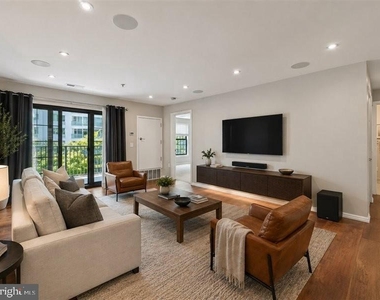 2 Leverington Avenue - Photo Thumbnail 6