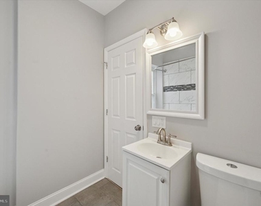 447 Durfor Street - Photo Thumbnail 20