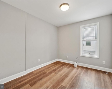 447 Durfor Street - Photo Thumbnail 17
