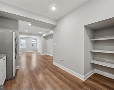 447 Durfor Street - Photo Thumbnail 5