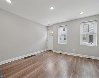 447 Durfor Street - Photo Thumbnail 11
