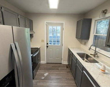 6705 Winchester Street - Photo Thumbnail 2