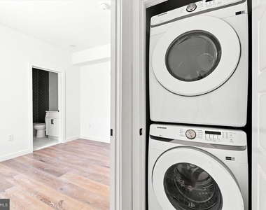 1729 Francis Street - Photo Thumbnail 16