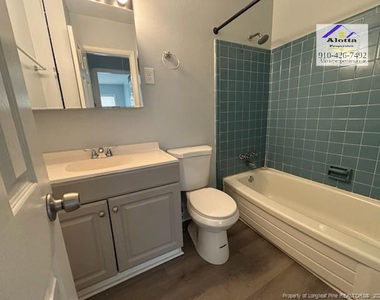 4430 Wellington Drive - Photo Thumbnail 9
