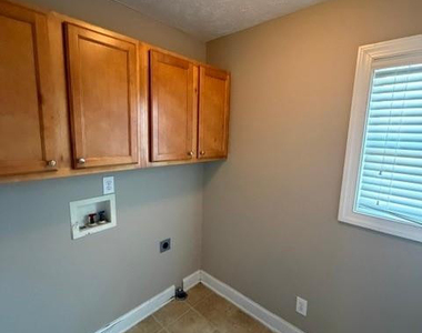 119 Willborough Avenue - Photo Thumbnail 6