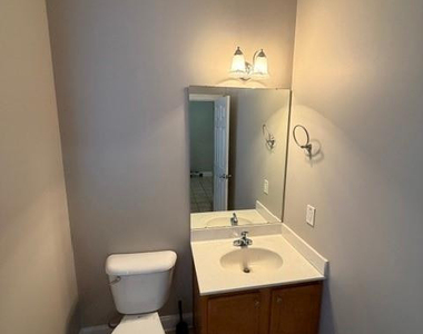 119 Willborough Avenue - Photo Thumbnail 2
