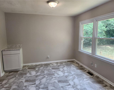 346 Tucson Drive - Photo Thumbnail 14