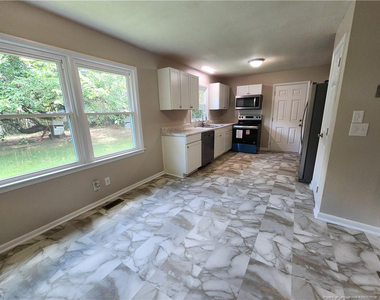 346 Tucson Drive - Photo Thumbnail 10