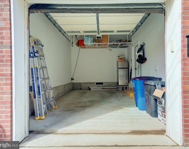 1118 E Dunton Street - Photo Thumbnail 25