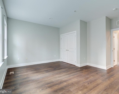 1118 E Dunton Street - Photo Thumbnail 13