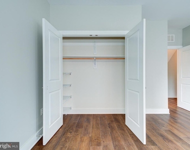 1118 E Dunton Street - Photo Thumbnail 18
