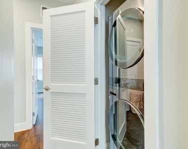 1118 E Dunton Street - Photo Thumbnail 15