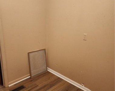 118 Lockwood Drive - Photo Thumbnail 35