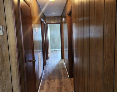 118 Lockwood Drive - Photo Thumbnail 18