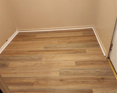 118 Lockwood Drive - Photo Thumbnail 34