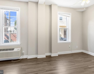 3127 Cedar Street - Photo Thumbnail 8