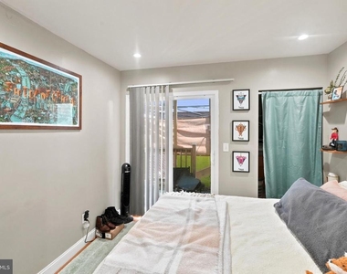 402 Durfor Street - Photo Thumbnail 10